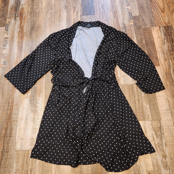 Lala Sleepwear Other - Lala Sleepwear Polka Dot Robe